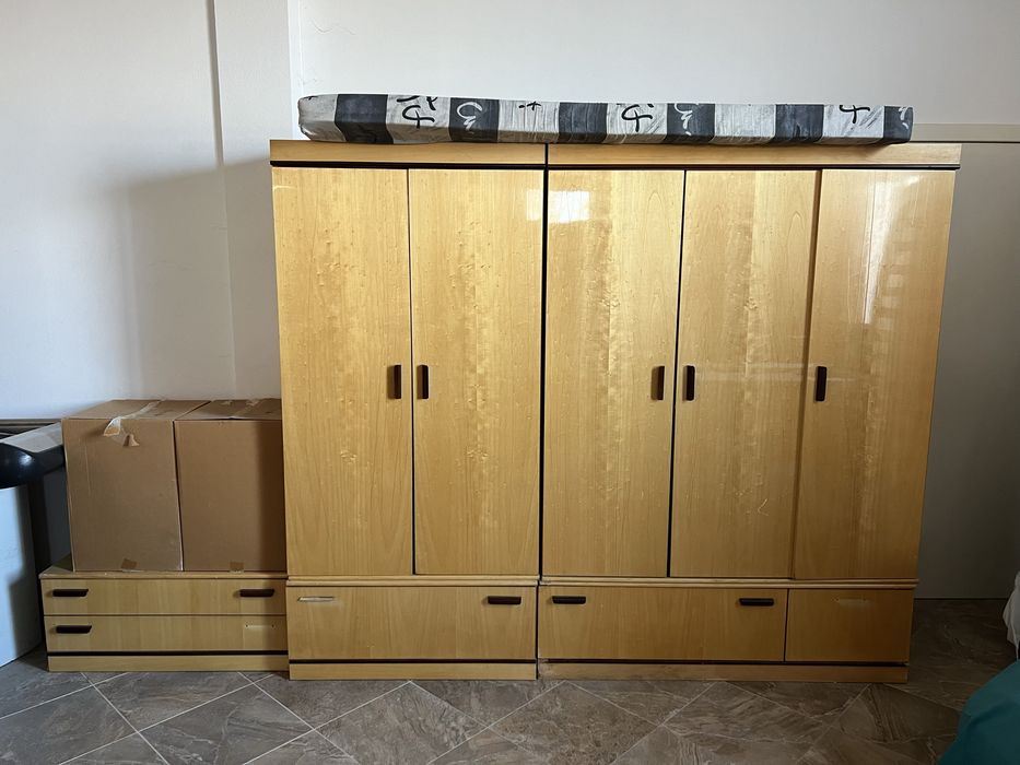 Спалня с гардероб