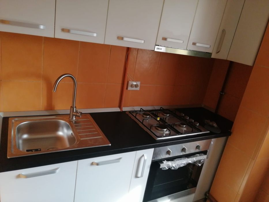 Proprietar.Apartament 3 camere ultra central.