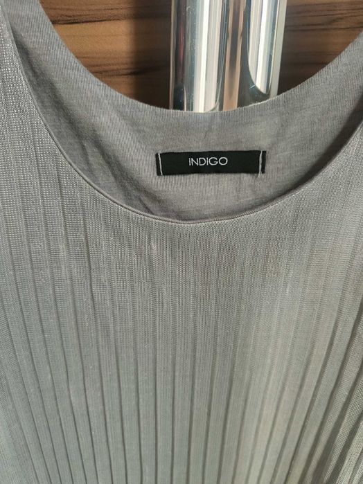 Дамска рокля без ръкави