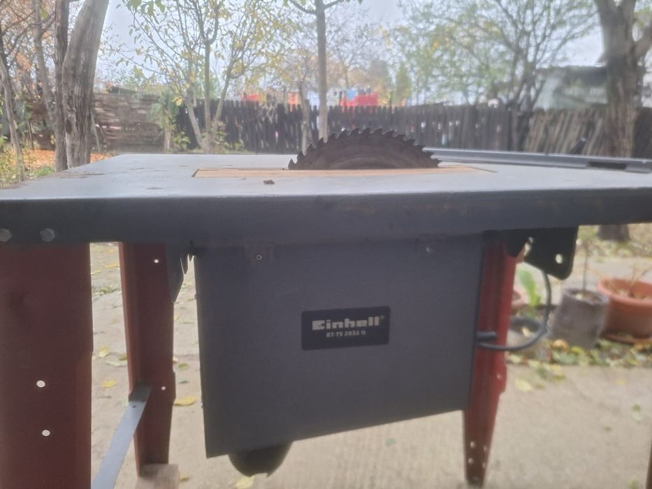 Vând circular Einhell