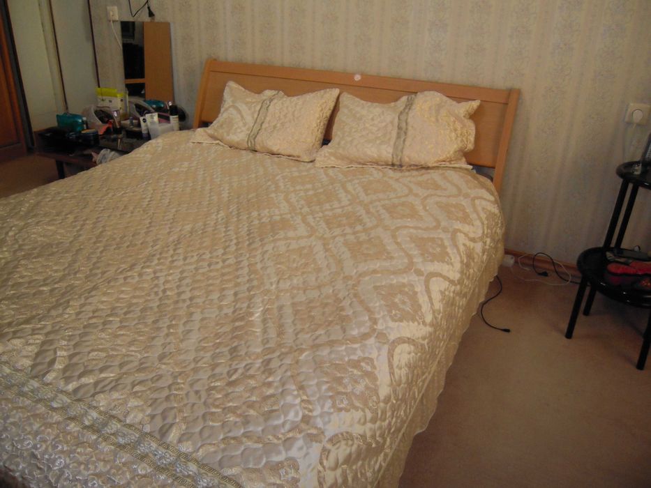 Стёганое покрывало Elegant Sleeping Series + 2 наволочки.