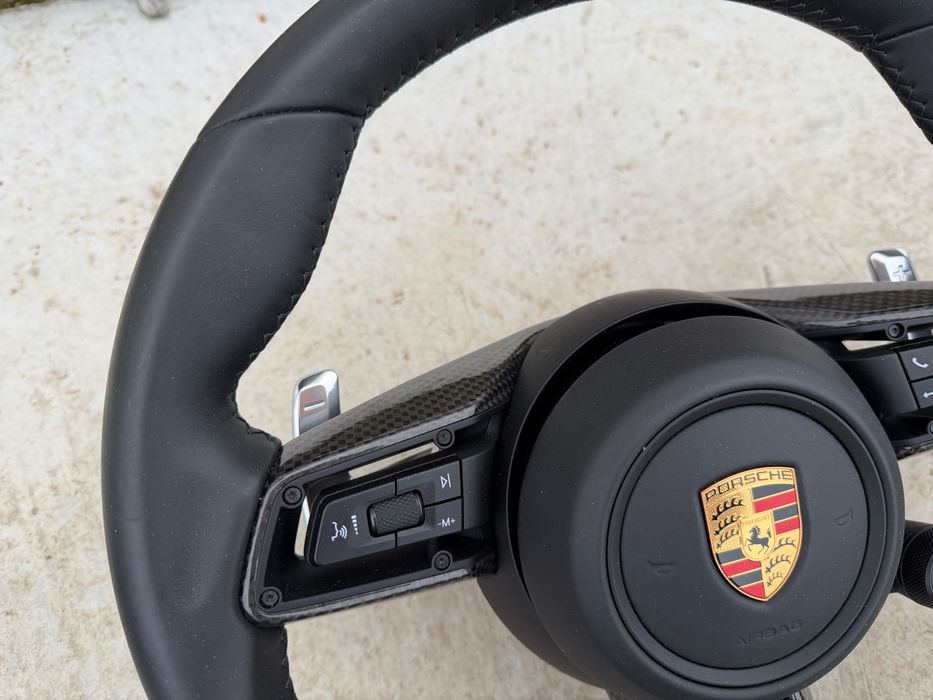 Volan carbon Porsche Macan Cayenne Panamera GTS Turbo