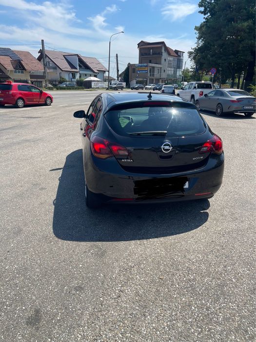 Proprietar- vand opel Astra J