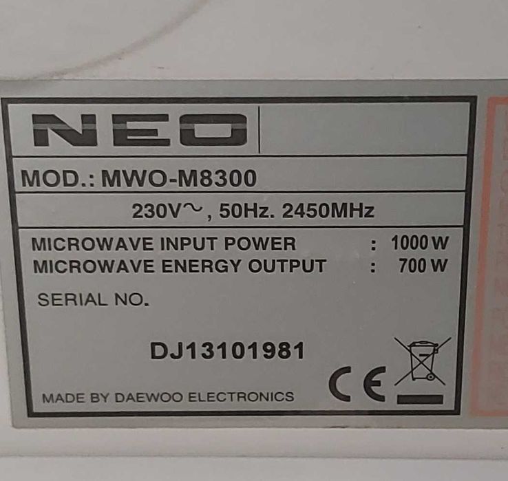 Микровълнова фурна Neo 1000/700W