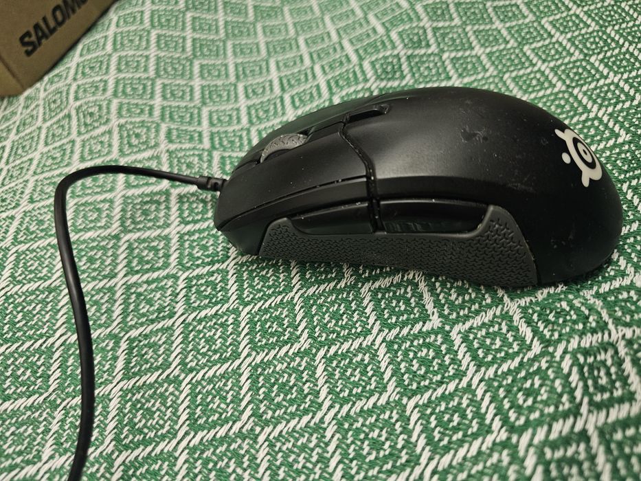 Мышка Logitech Клавиатура Striker