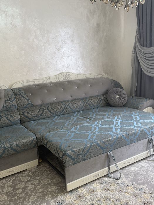 Продам диван срочно