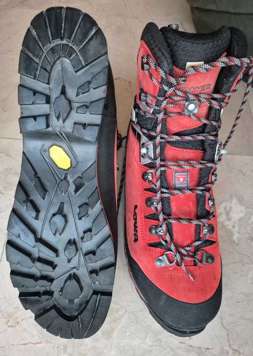 Bocanci Lowa Mountain Alpine Expert GTX, marime 46 1/2