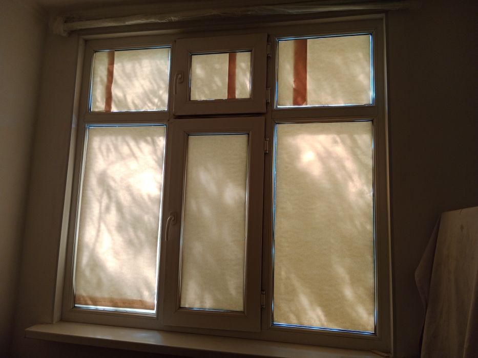 Б/у пластик терезе