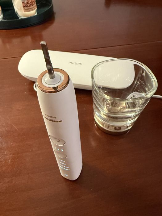 Philips Sonicare DiamondClean Smart 9300 - Golden Rose