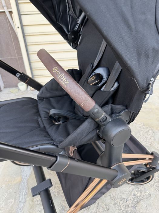 Количка Cybex e-priam пълен комплект