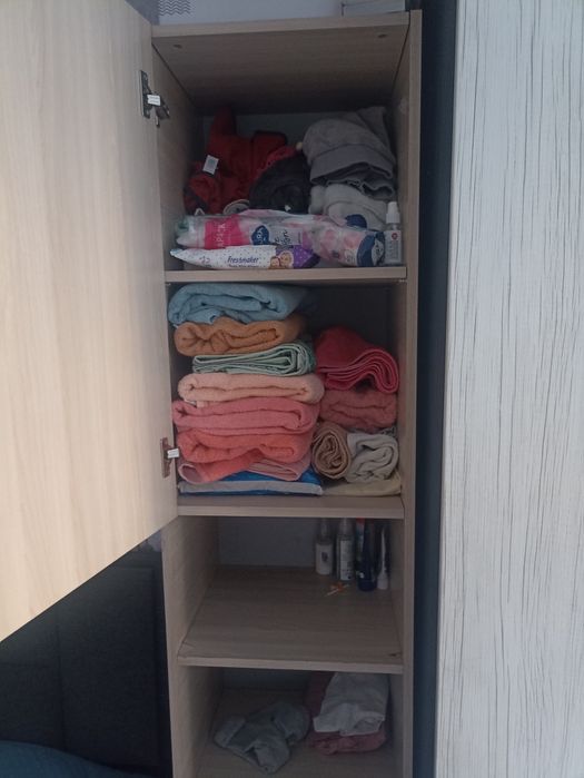 Продается шкаф для одежды