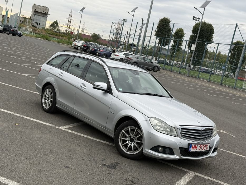 MERCEDES-BENZ C-Class 2011 — imagine 1