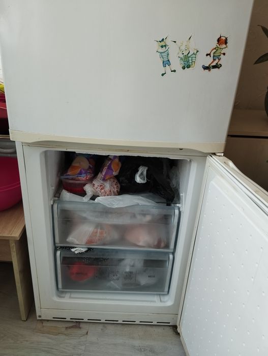 Продам холодильник