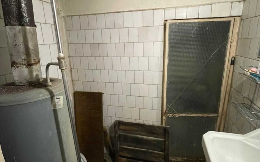 Продава се Къща в Търговище, Център - 180 кв.м за 794 €/кв.м - Снимка #16