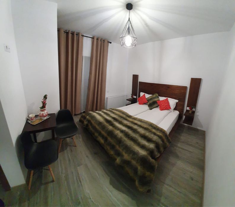 Cabana de inchiriat cu ciubar si piscina - Cabana Sun Valley