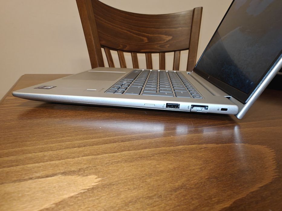 Неупотребяван лаптоп HP EliteBook 640 G11 в гаранция до Септември  202