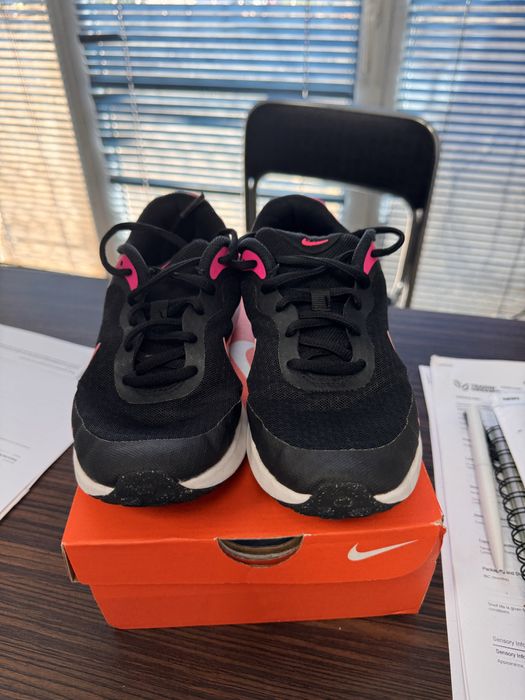 Детски маратонки NIKE 35,5 номер