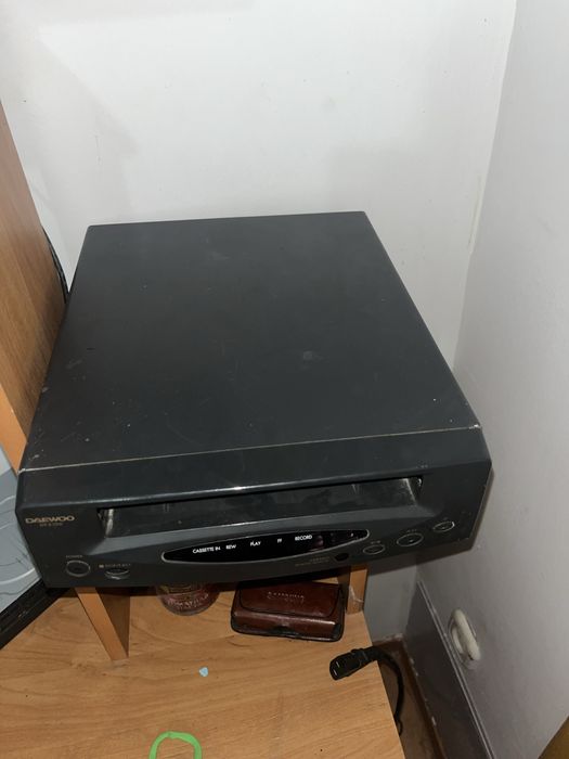 Продам касетник рабочий с косетами