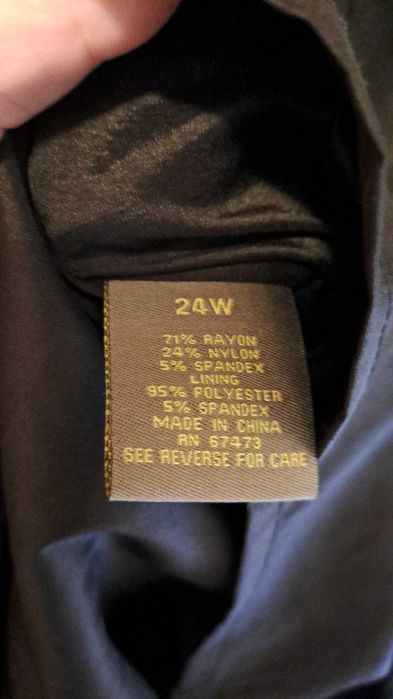 Rochie cu aplicații metalice