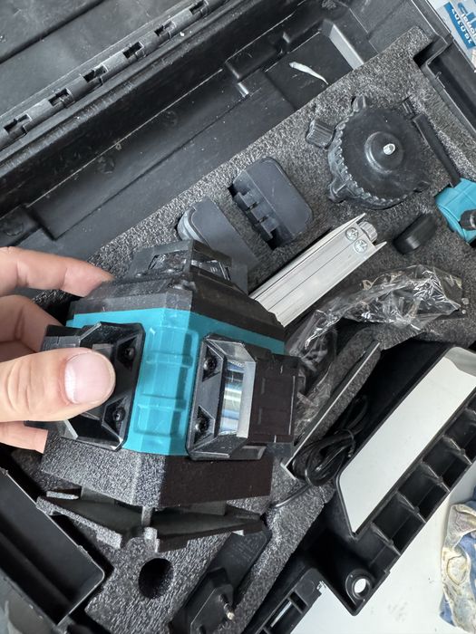 Лазерный уровень Bocsh