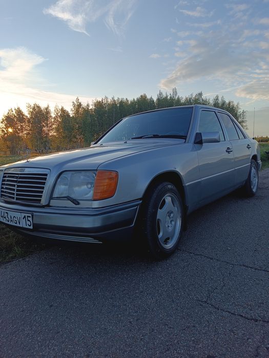 Продам Мерседес W124
