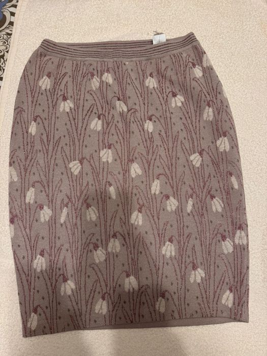 Продам женский костюм