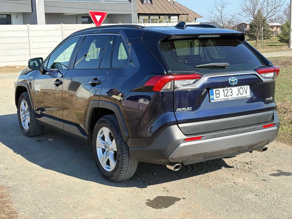Toyota RAV4 Hybrid, proprietar, garantie Toyota
