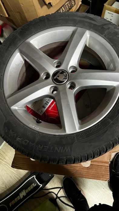Vand set jante + cauciucuri iarnă 205 /55 r16