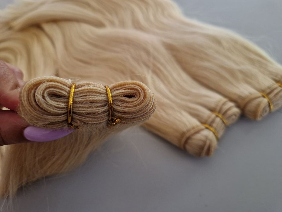 Естествена коса с плътен косъм и крайща!