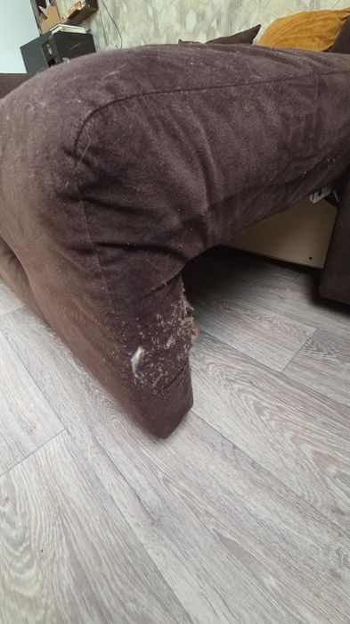 Продам диван для дома/дачи