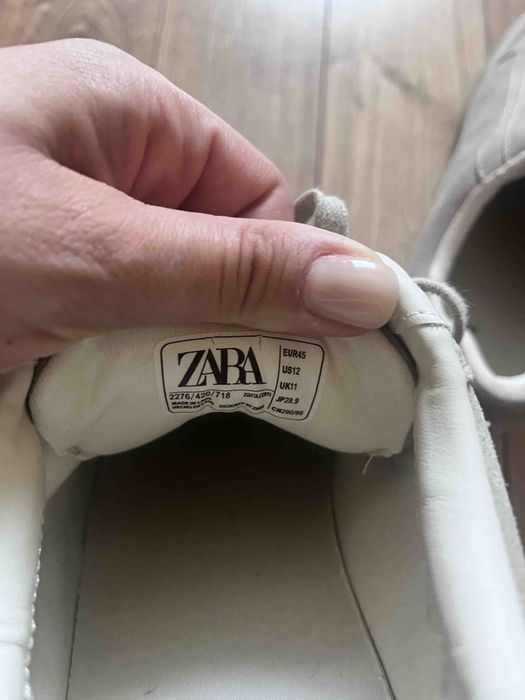 Кецове от естествен велур Zara