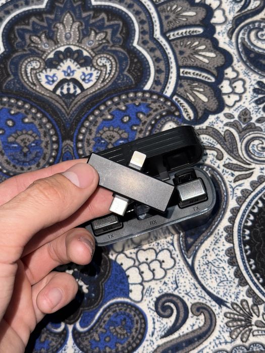 Микрофон AVENTEX M17 черный