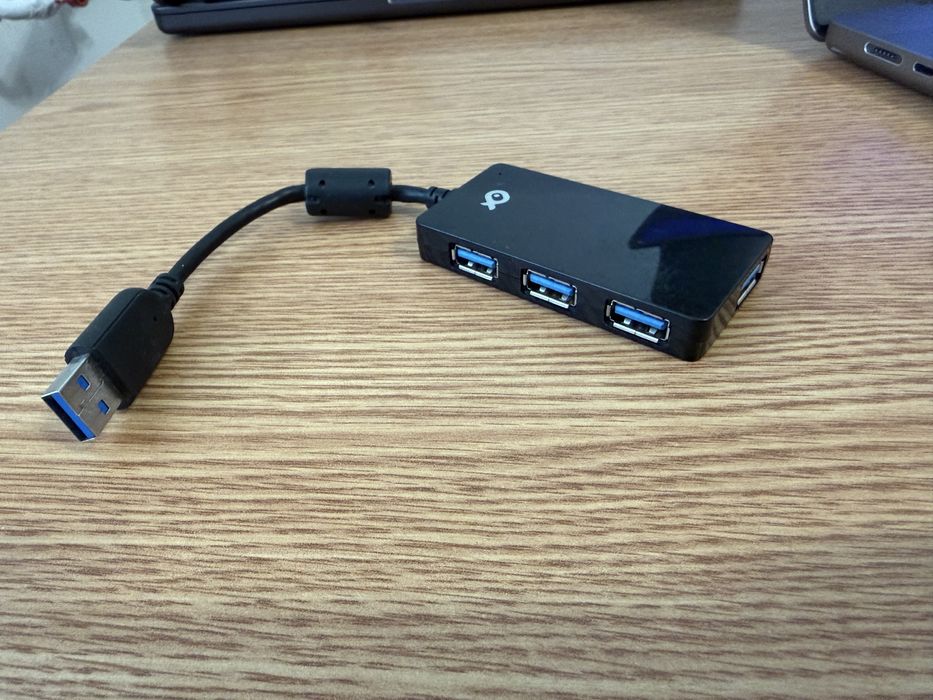 Hub USB-A 3.0 4 porturi