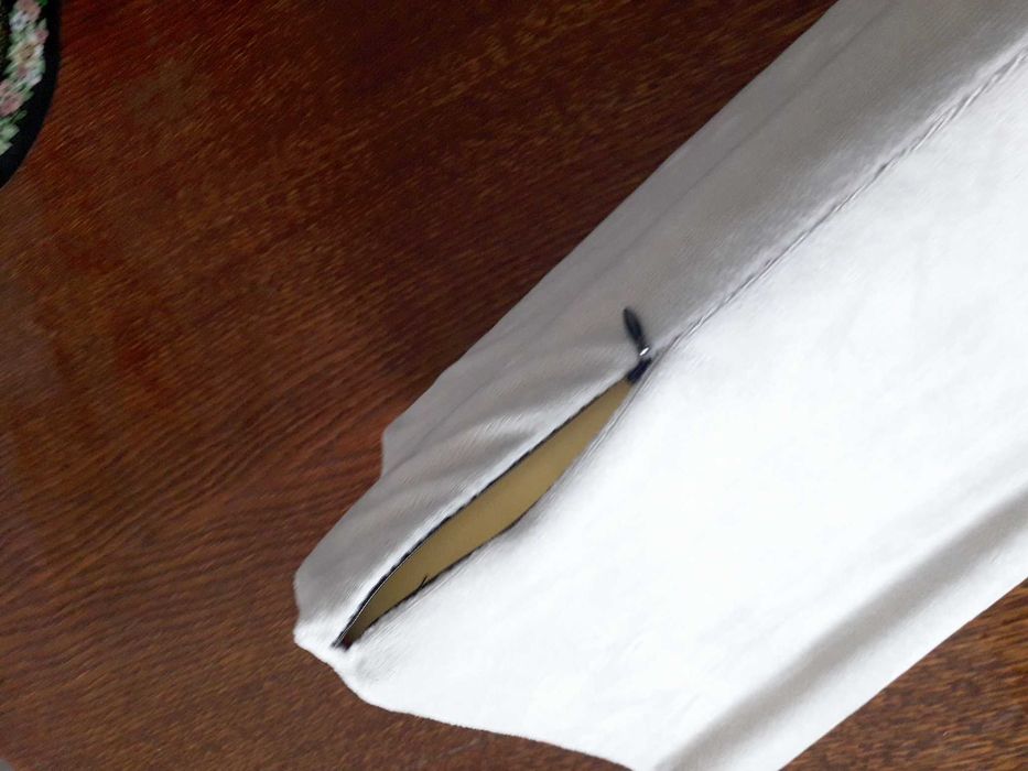 Мека стойка за таблет, телефон, книга или списание