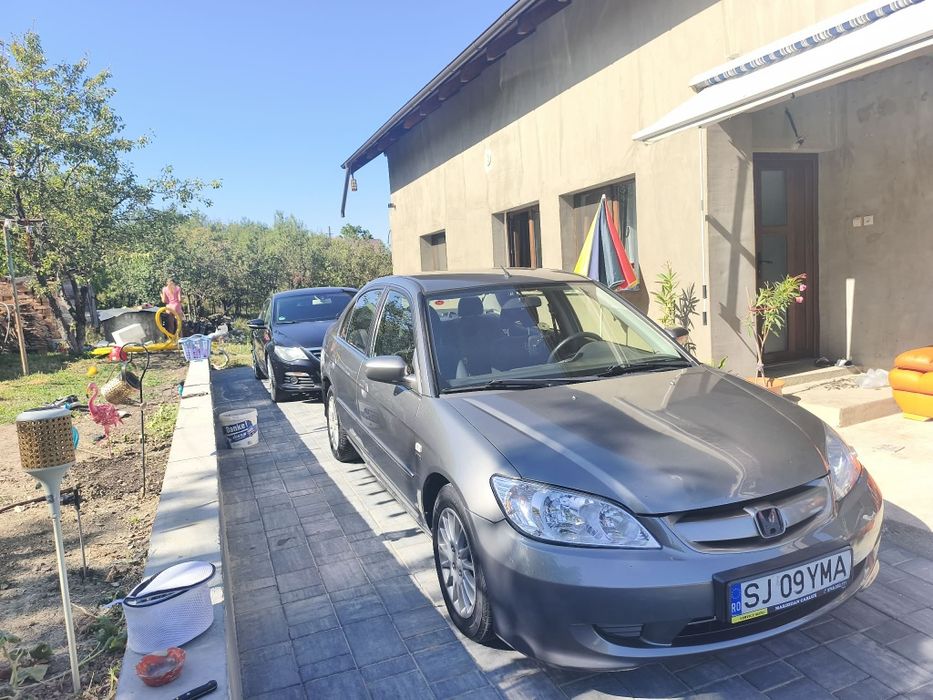 HONDA Civic 2005 — imagine 2