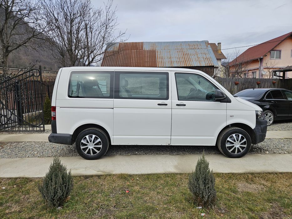 Vw /t5/ 8+1/2015/Impecabil/