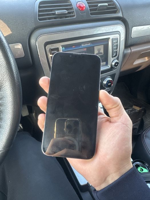 В продаже Айфон 13 про