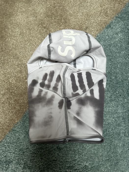 Supreme Heat Reactive Balaclava / Black to White