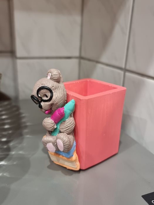 Моливник за деца