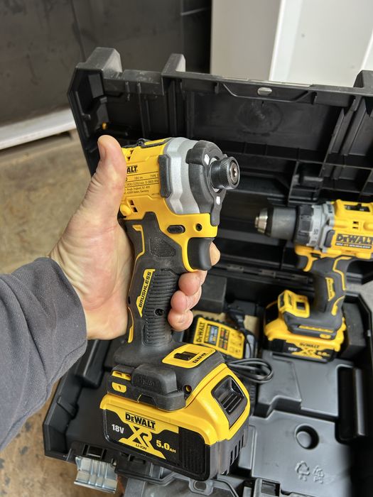 Set Dewalt model nou original