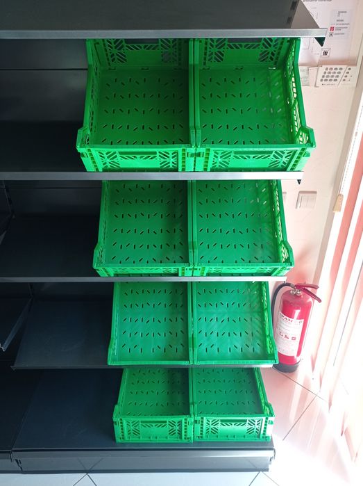 Стелажи Tegometal за магазини