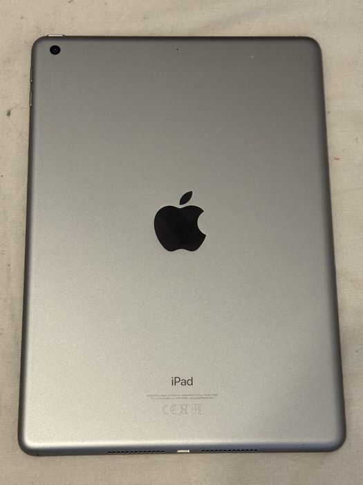 iPad A1893 defect pentru piese