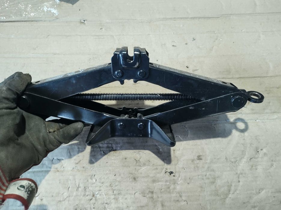 Авто Крик Авариен Крик Nissan Micra Nissan Almera Оригинал