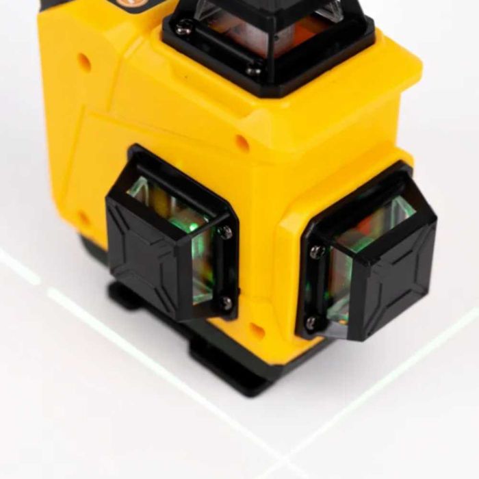 4D лазерен нивелир с 16 линии четири точков със зелен лазер StahlMayer