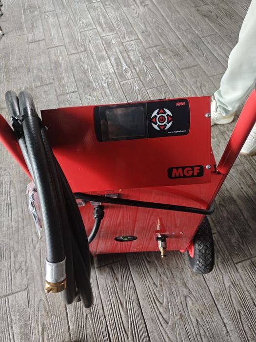 Aparat verificat țevi de încălzire în podea