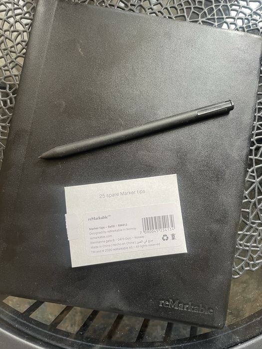 reMarkable 2 PREMIUM Комплект - Като НОВ (Marker Plus + Кожен Калъф +