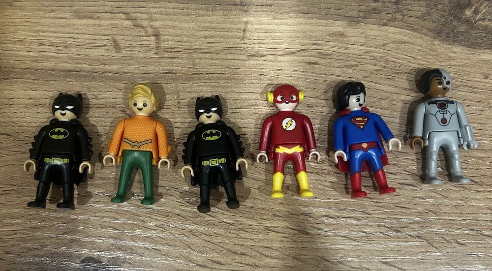 Киндер DC marvel