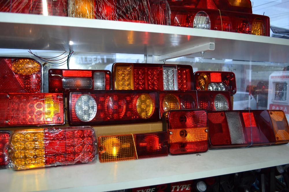 Lampi de STOP lampa triple camion remorca TIR - Lampi de gabarit LED