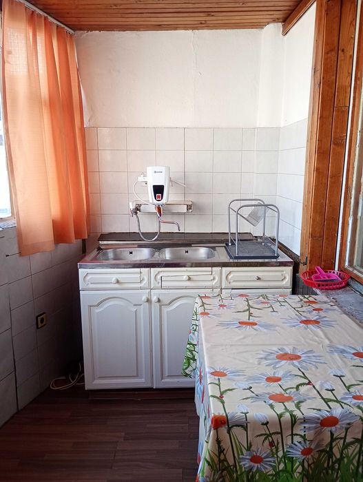 Дава се под наем Двустаен апартамент в Варна, Автогара - 55 кв.м за 331.5 € - Снимка #3