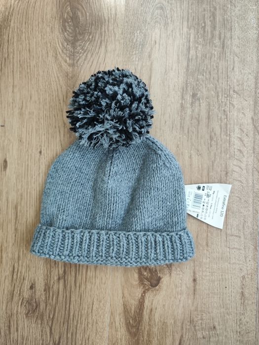 Căciulă damă din lână merino